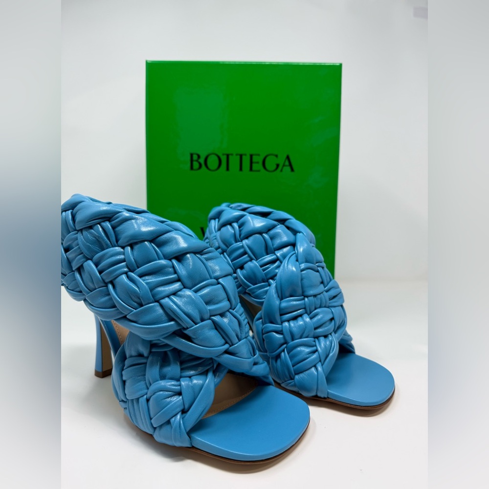 Bottega Veneta Blue Intrecciato Heels